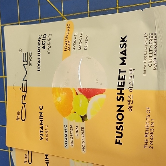 The Creme Shop Fusion Sheet Mask 2 in 1. - 4 packages - Picture 2 of 3